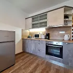 And Katunar Apartamento *