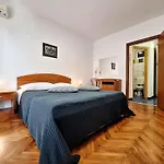And Katunar Apartamento *