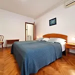 And Katunar Apartamento *