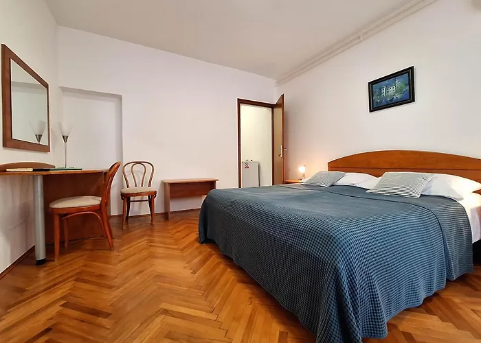 And Katunar Appartement *