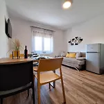 And Katunar Apartman Crikvenica