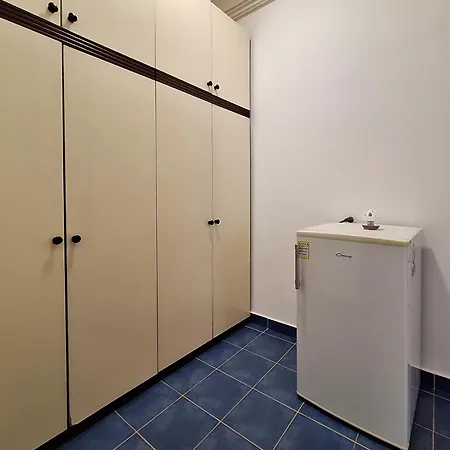 Apartman And Katunar *