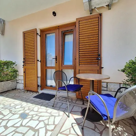 And Katunar Apartment