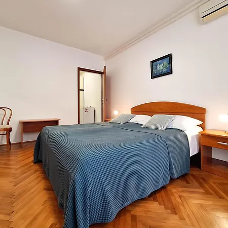 And Katunar Appartement *